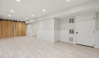 43949 BRUCETON MILLS Cir, Ashburn, VA 20147