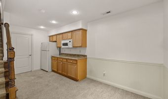 221 19th St SW, Altoona, IA 50009