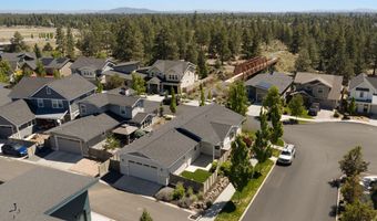20693 SE Cougar Peak Dr, Bend, OR 97702