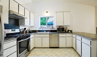 13142 Reedley St, Arleta, CA 91331