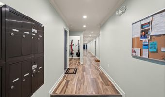 430 IRVING St NW 102, Washington, DC 20010