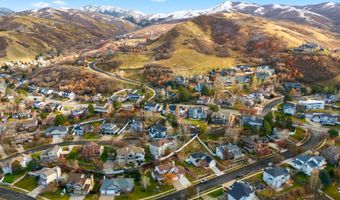 3759 S HUNTINGTON Dr, Bountiful, UT 84010