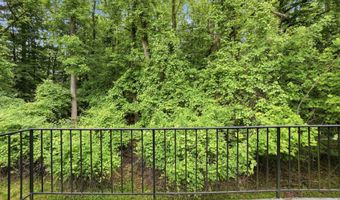 10607 KENILWORTH Ave K-202, Bethesda, MD 20814