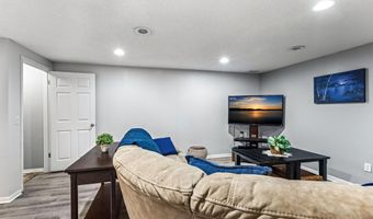 13994 Holyoke Ct, Apple Valley, MN 55124
