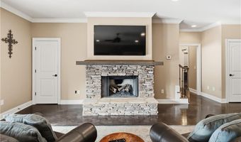 118 PLAINSMAN HILLS Ln, Auburn, AL 36830