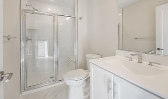 945 SYCAMORE Dr SE, Washington, DC 20032