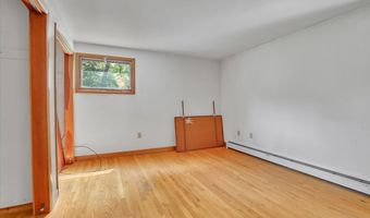 16 Rosewood Ln, Bolton, CT 06043