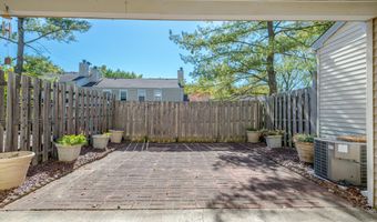 255 Garth Ct, Old Bridge, NJ 08857