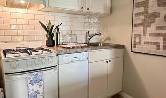 109 OYSTER BAY Cir 120, Altamonte Springs, FL 32701
