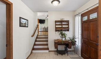 1094 Lowell Dr, Apple Valley, MN 55124