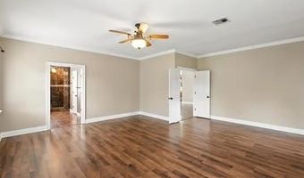 110 WOODCHASE Dr, Belle Chasse, LA 70037