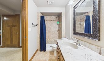 1600 S Parkview Blvd, Brandon, SD 57005