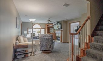 2641 Topflite Dr, Akron, OH 44312