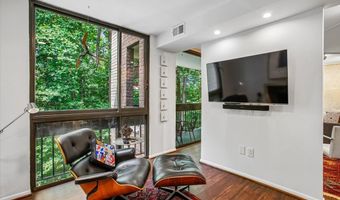 4920 SENTINEL Dr #3-305, Bethesda, MD 20816