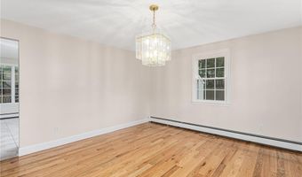 475 Red Chimney Dr, Warwick, RI 02886