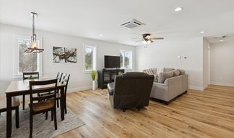 8370 Lakeview Rd, Alanson, MI 49706