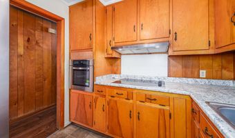 102 Lucerne, Baxley, GA 31513