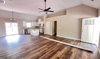160 Coffey 18, Barnesville, GA 30204