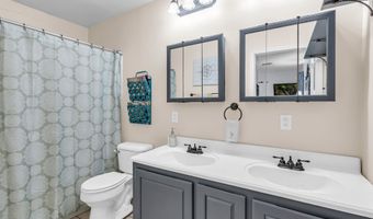 130 Melody Ln, Bay St. Louis, MS 39520
