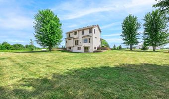 9352 67th St NW, Annandale, MN 55302