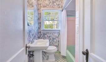 2102 HARRISON Ave, Orlando, FL 32804