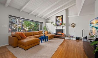 1340 Loring St, San Diego, CA 92109