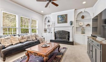 221 Allmond Ln, Alpharetta, GA 30004