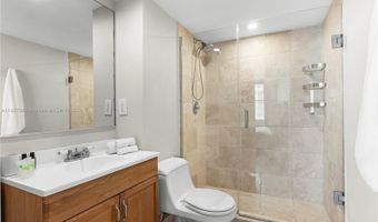 9440 W Bay Harbor Dr 3B, Bay Harbor Islands, FL 33154
