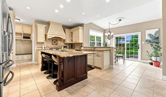 637 CHATSWORTH Dr, Ambler, PA 19002