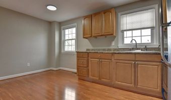 30 Trull St 2, Boston, MA 02125