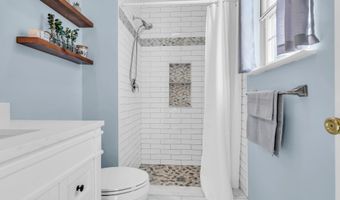 89 Ravenwood Blvd, Barnegat, NJ 08005