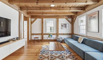 65 Moose Mountain Rd, Brookfield, NH 03872