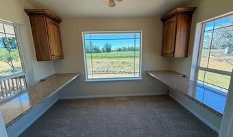 66 Bergeson Dr, Blackfoot, ID 83221