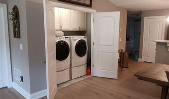 105 Oak Ridge Dr, Archdale, NC 27263