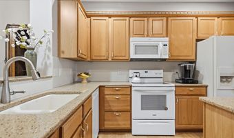 1610 Riverspointe Ct, Anoka, MN 55303