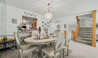 2785 Maitland Dr, Ann Arbor, MI 48105