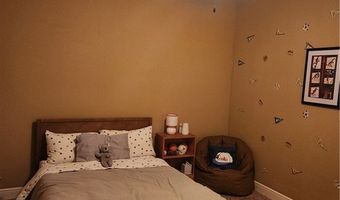 1705 SW Hayfield Ave, Bentonville, AR 72713