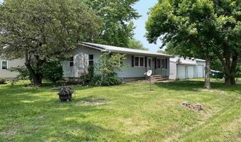 105 S 6th St, Albia, IA 52531