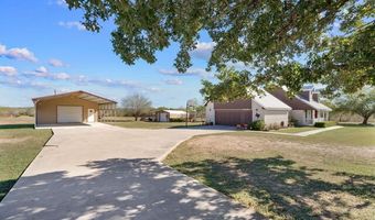 136 Country Pl, Adkins, TX 78101