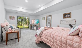 4720 Nirvana Dr, Adrian, MI 49221