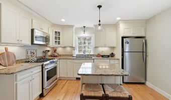 26 Westbrook Rd, Worcester, MA 01602