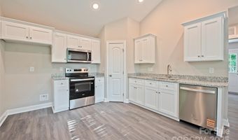 1028 Gibson St, Albemarle, NC 28001
