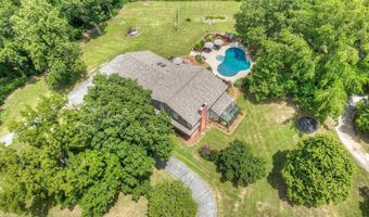 948 Oak Crst, Baxter Springs, KS 66713