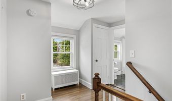 26 Tryon Ave, East Providence, RI 02916