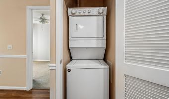 15616 EVERGLADE Ln 406, Bowie, MD 20716