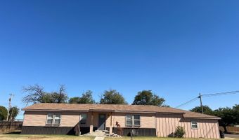 1112 13th St, Abernathy, TX 79311