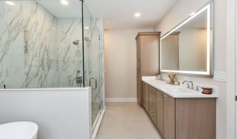 14 Overlook Cir, Auburn, NH 03032