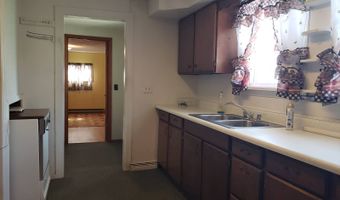 110 Cedar St, Belden, NE 68717