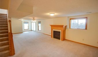 101 Serenity Dr, Alton, IL 62002