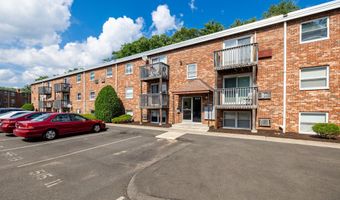 515 Emmett St 13, Bristol, CT 06010